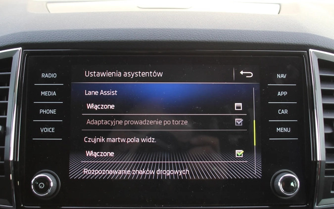 Skoda Karoq cena 103582 przebieg: 48000, rok produkcji 2019 z Boguszów-Gorce małe 301